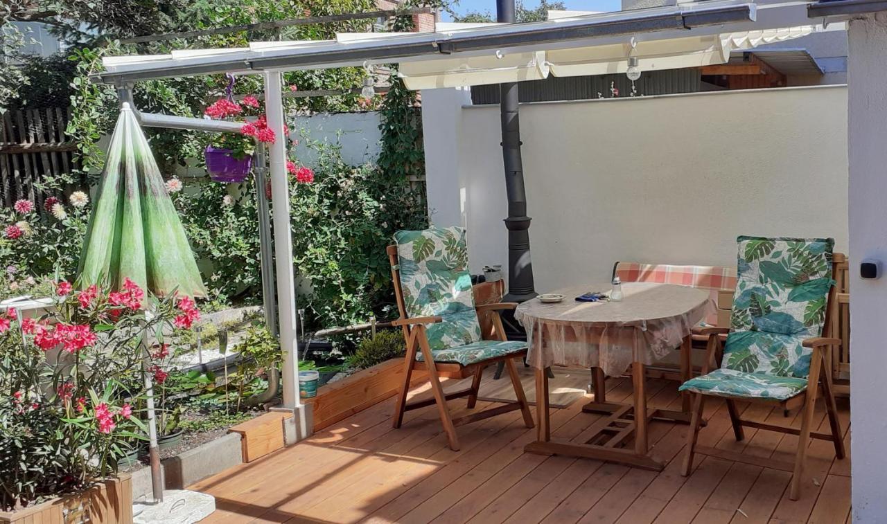 Ferienwohnung Zum Rotem Karpfen แอร์ฟวร์ท ภายนอก รูปภาพ