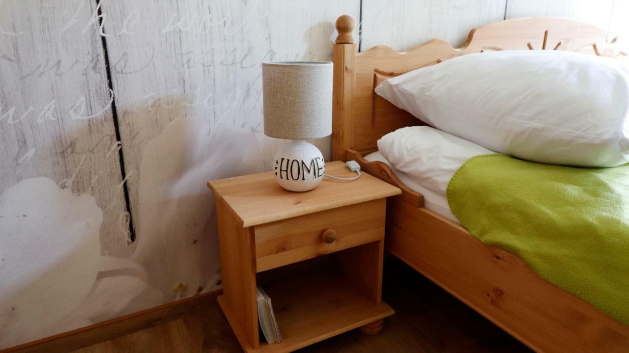 Ferienwohnung Zum Rotem Karpfen แอร์ฟวร์ท ภายนอก รูปภาพ