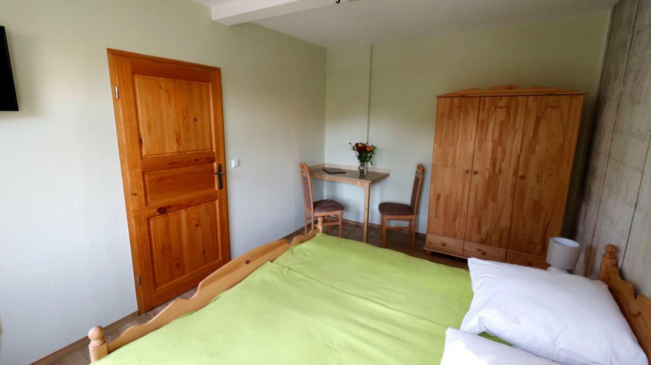 Ferienwohnung Zum Rotem Karpfen แอร์ฟวร์ท ภายนอก รูปภาพ